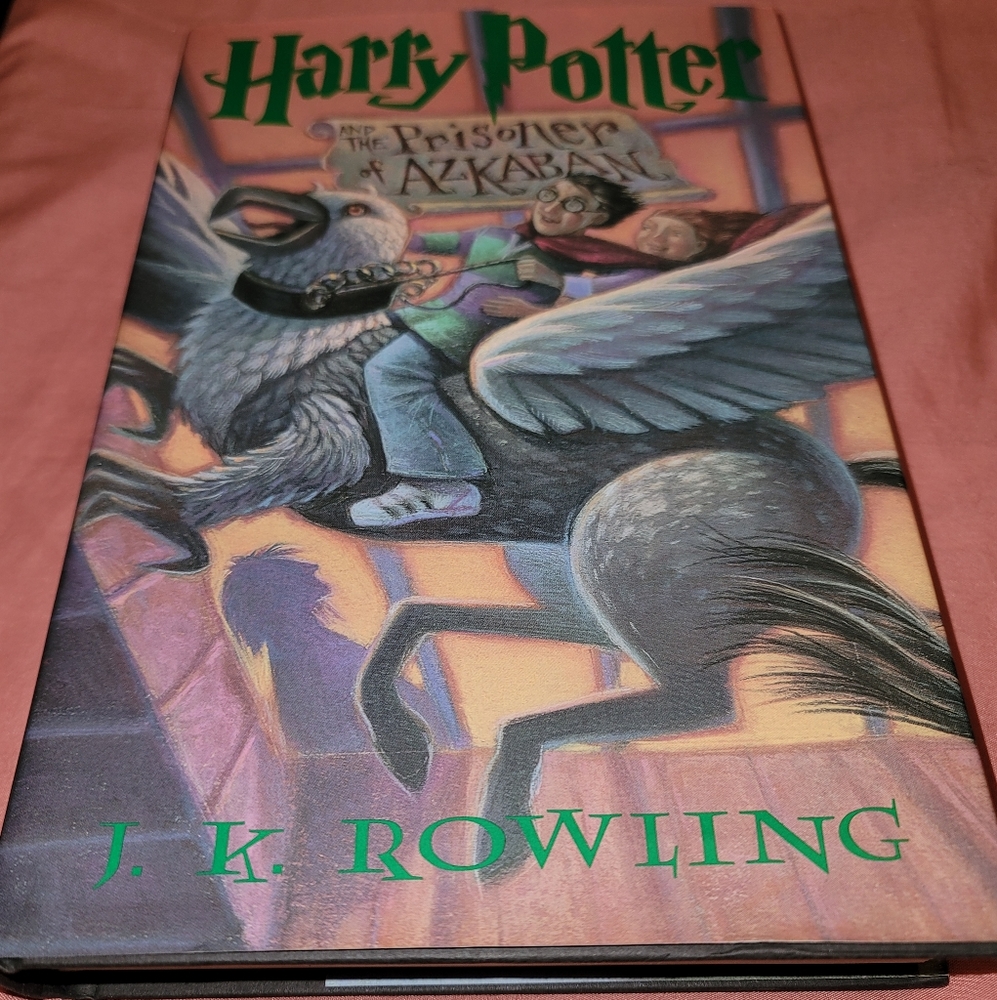 1st EDITION: HARRY POTTER AND THE PRISONER OF AZKABAN